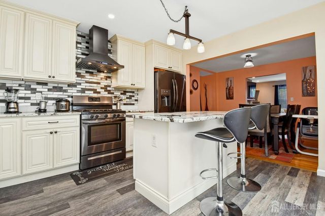 631 concord Circle, Ewing, NJ 08618