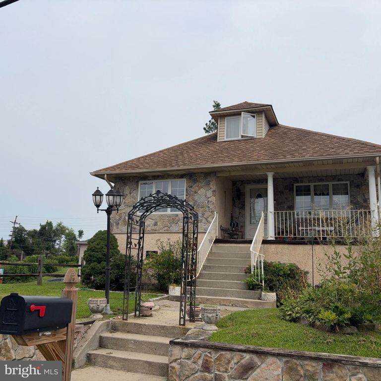 643 KENILWORTH AVE, Cherry Hill, NJ 08002 — exterior