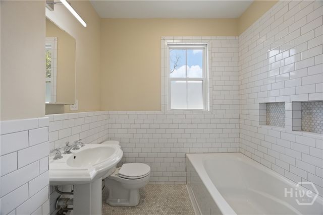 629 E 38th Street, Savannah, GA 31401
