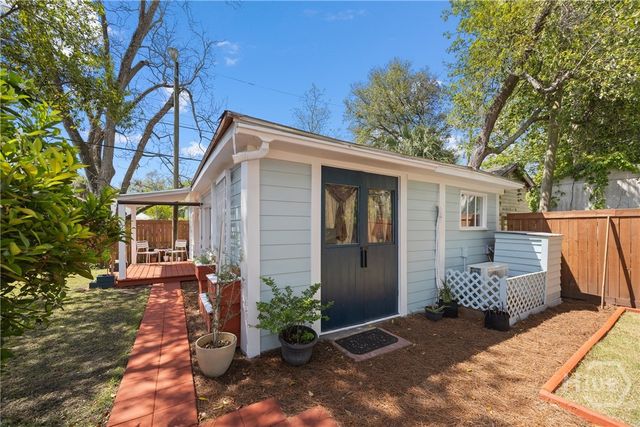 629 E 38th Street, Savannah, GA 31401