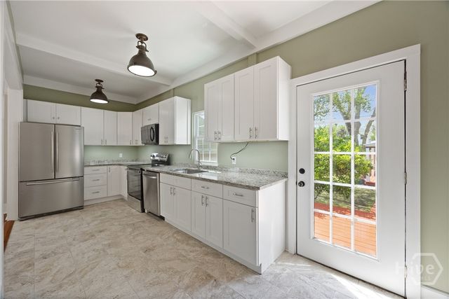 629 E 38th Street, Savannah, GA 31401