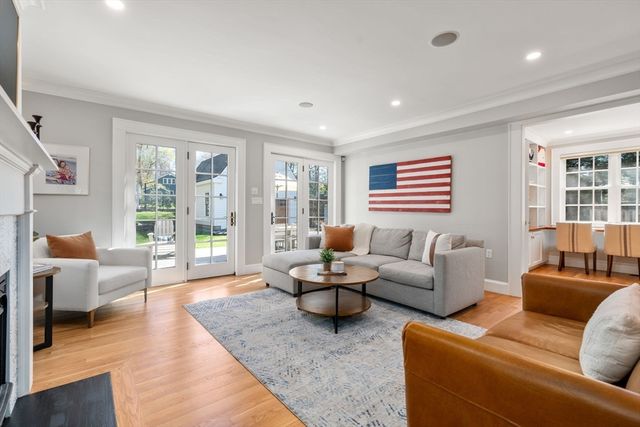 30 Trowbridge Ave, Newton, MA 02460