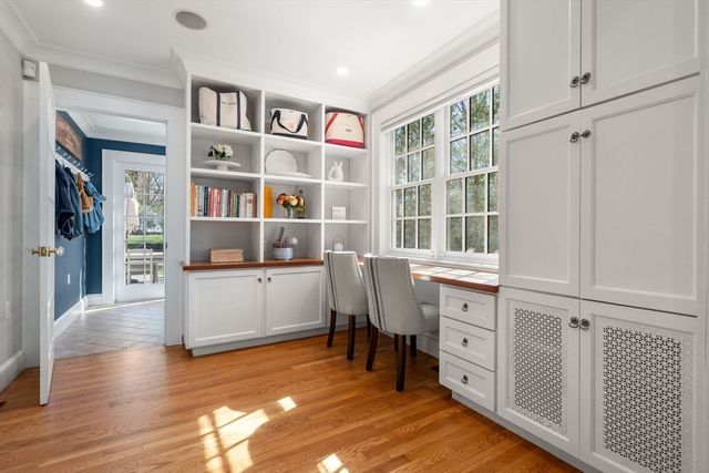 30 Trowbridge Ave, Newton, MA 02460