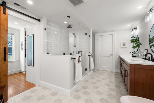 30 Trowbridge Ave, Newton, MA 02460