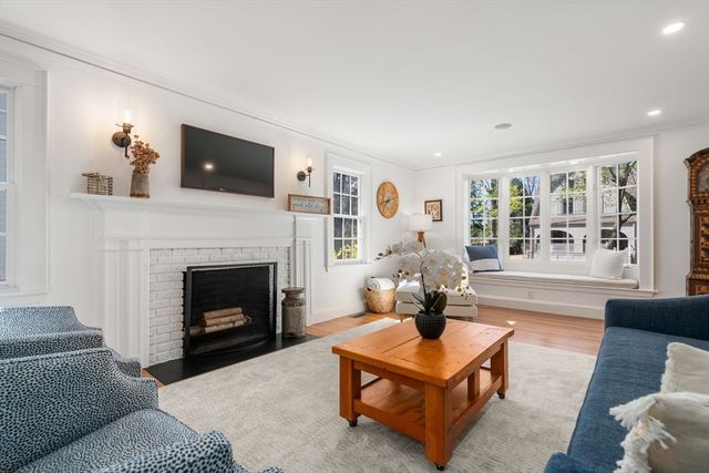 30 Trowbridge Ave, Newton, MA 02460