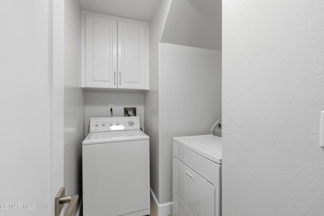 5212 Pesto Way, Oak Park, CA 91377