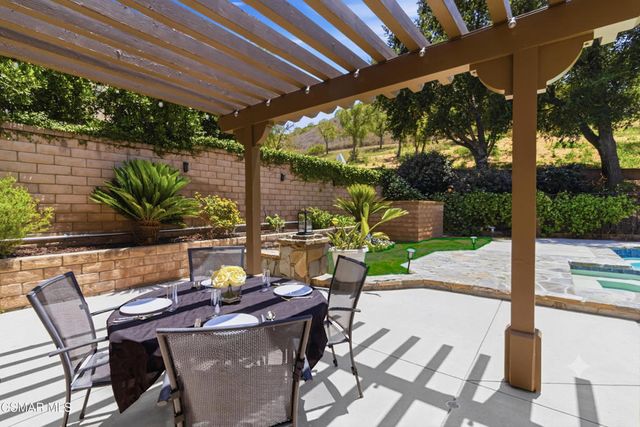 5212 Pesto Way, Oak Park, CA 91377