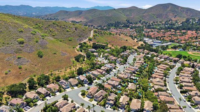 5212 Pesto Way, Oak Park, CA 91377