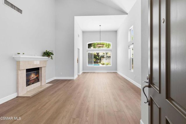 5212 Pesto Way, Oak Park, CA 91377