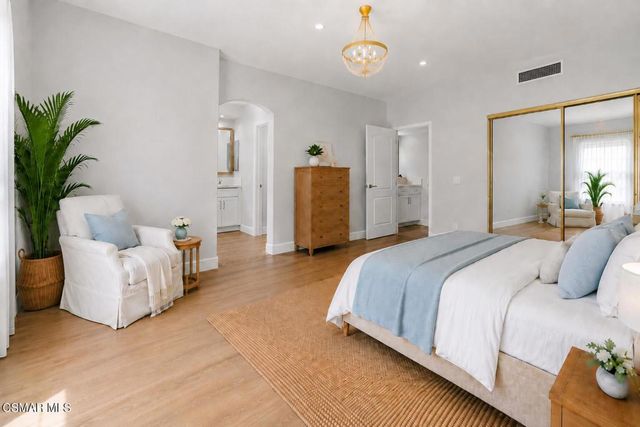 5212 Pesto Way, Oak Park, CA 91377