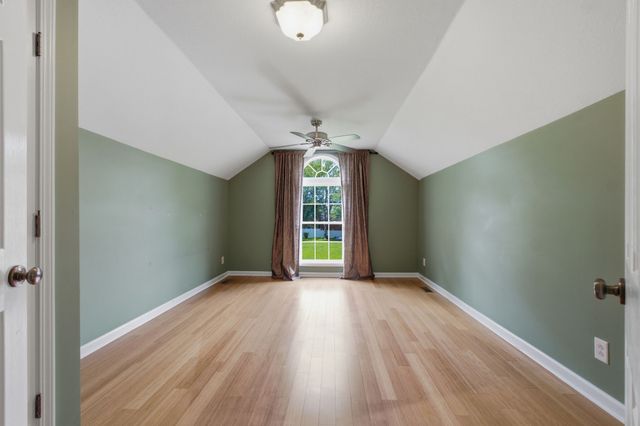 2812 Wakefield Dr, Clarksville, TN 37043