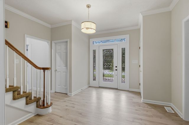 2812 Wakefield Dr, Clarksville, TN 37043