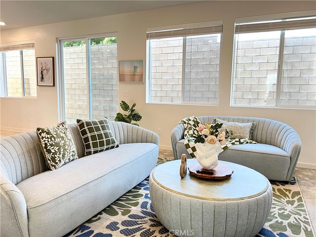 3082 Carrizo, Pomona, CA 91767