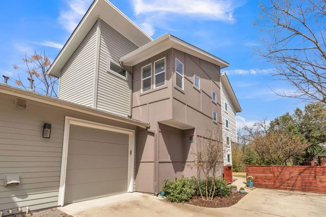 402 Irma DR B, Austin, TX 78752