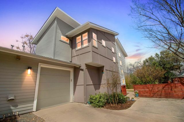 402 Irma DR B, Austin, TX 78752