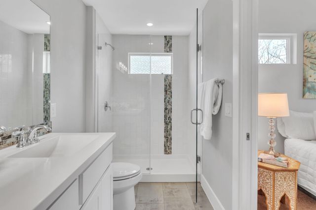 402 Irma DR B, Austin, TX 78752