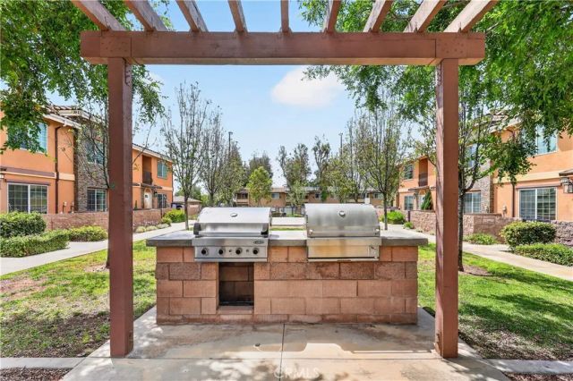 16408 Valencia Avenue 612, Fontana, CA 92335
