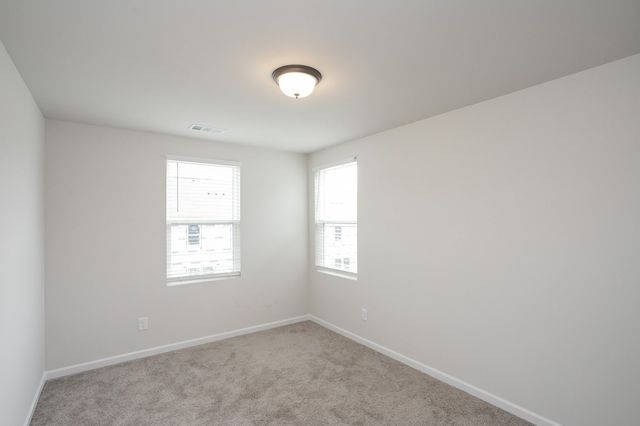 156 Fister Dr, Lebanon, TN 37090