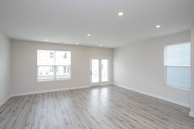 156 Fister Dr, Lebanon, TN 37090