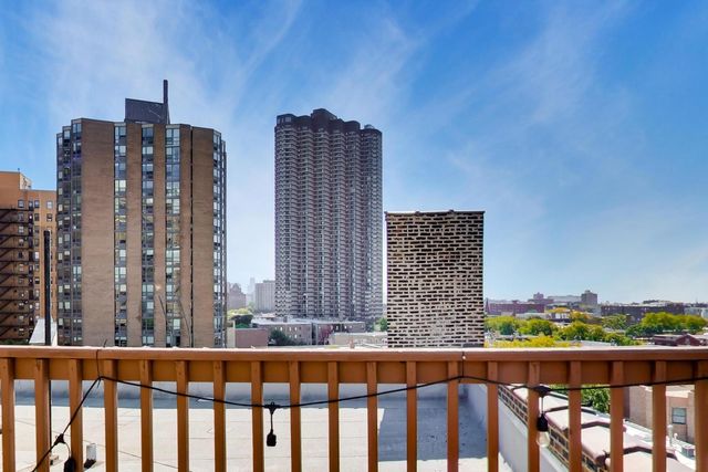 647 W SHERIDAN Road 7A, Chicago, IL 60613