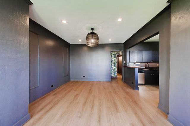 647 W SHERIDAN Road 7A, Chicago, IL 60613
