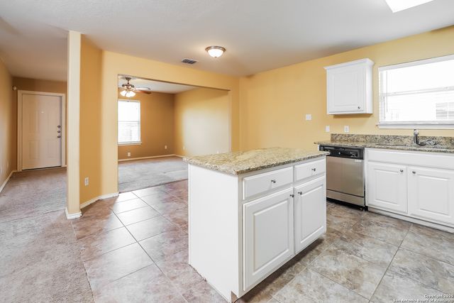 5530 Butch, San Antonio, TX 78252