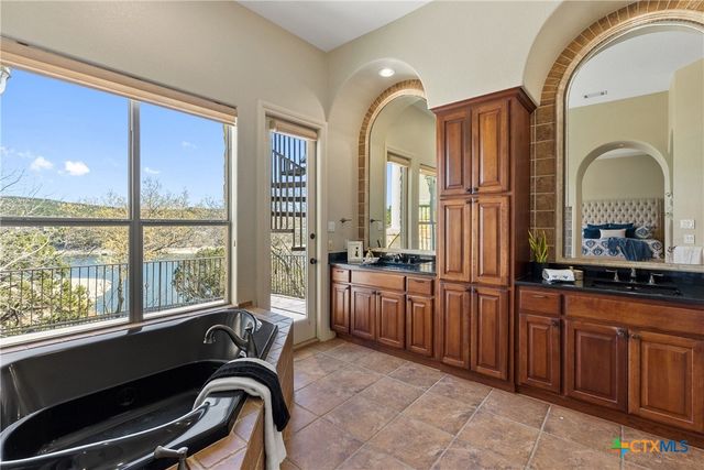 17912 Crystal Cove, Jonestown, TX 78645