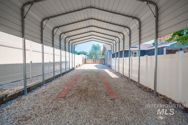 2120 Idaho Avenue, Caldwell, ID 83605