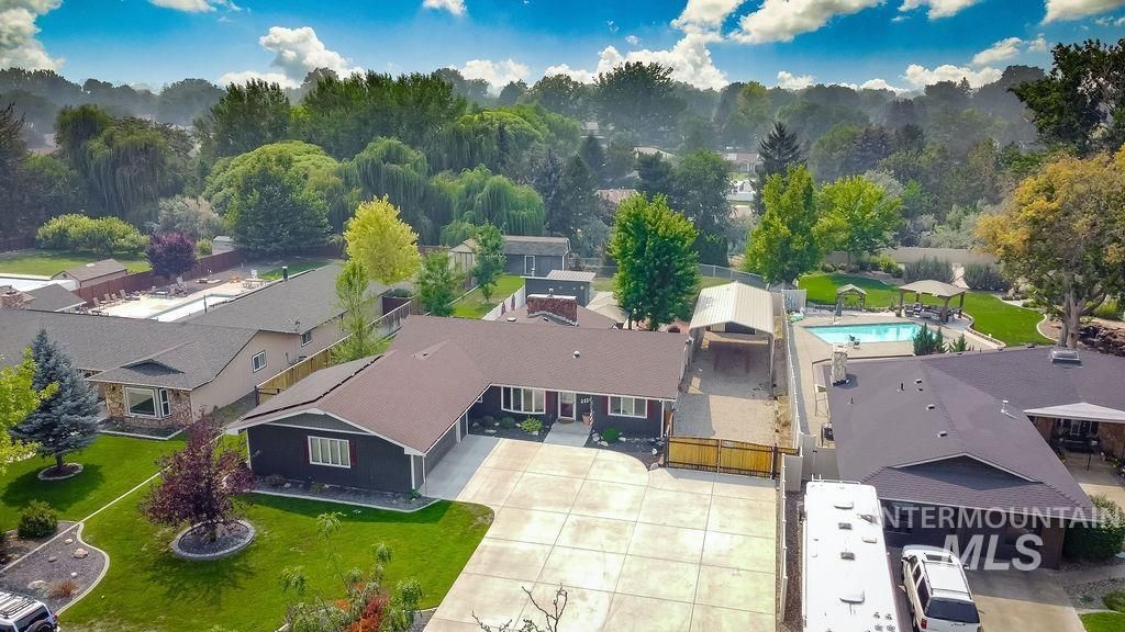 2120 Idaho Avenue, Caldwell, ID 83605 photo 2