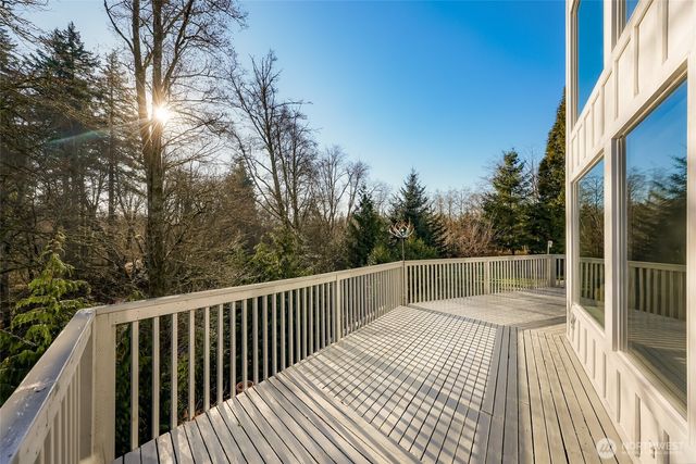 8894 Giles Rd., Blaine, WA 98230