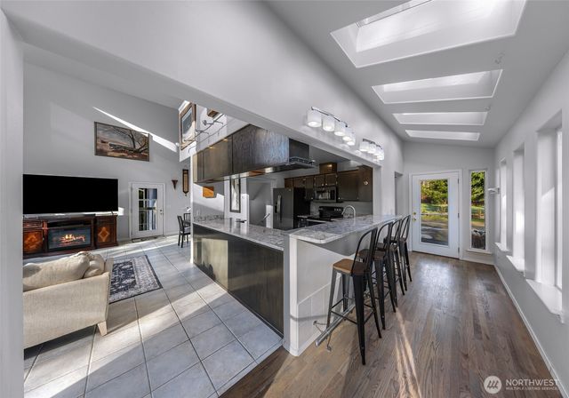 8894 Giles Rd., Blaine, WA 98230