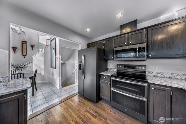 8894 Giles Rd., Blaine, WA 98230