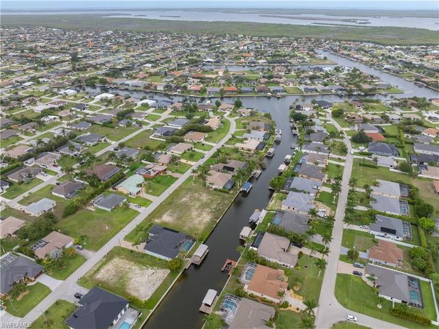 2517 SW 30th TER, Cape Coral, FL 33914