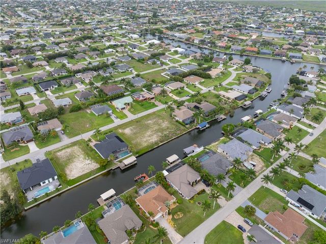 2517 SW 30th TER, Cape Coral, FL 33914