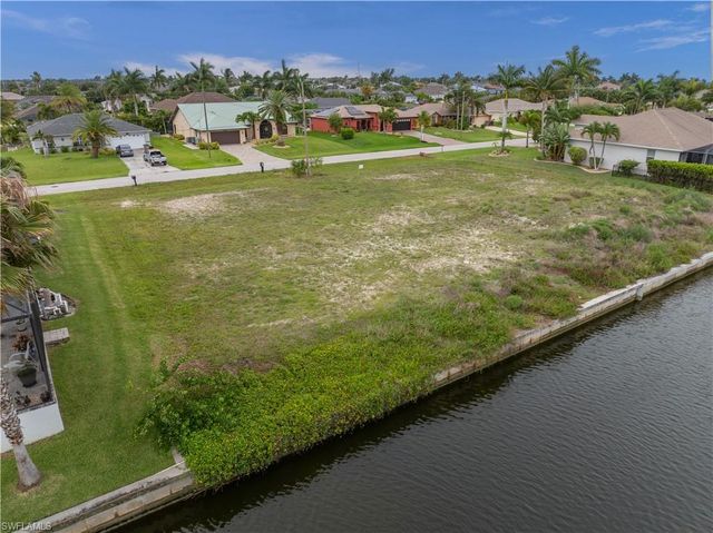 2517 SW 30th TER, Cape Coral, FL 33914