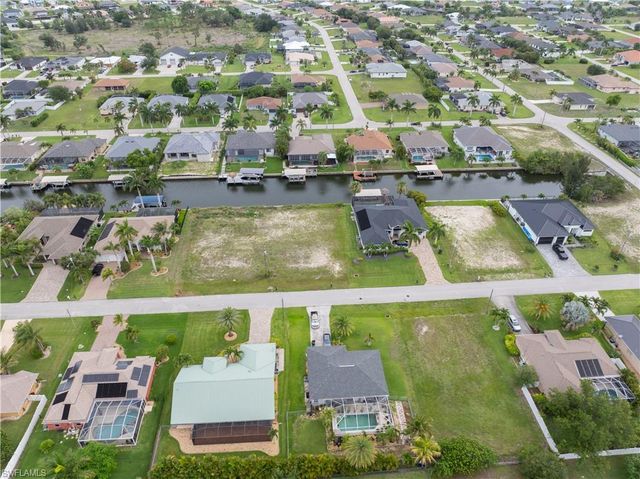 2517 SW 30th TER, Cape Coral, FL 33914
