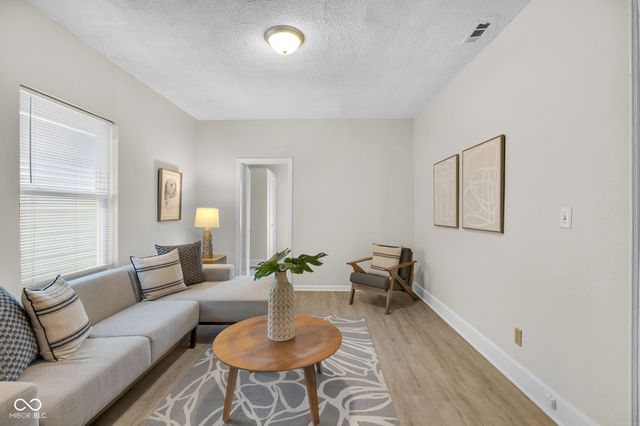 3535 N College Avenue, Indianapolis, IN 46205