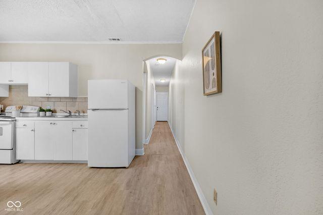 3535 N College Avenue, Indianapolis, IN 46205