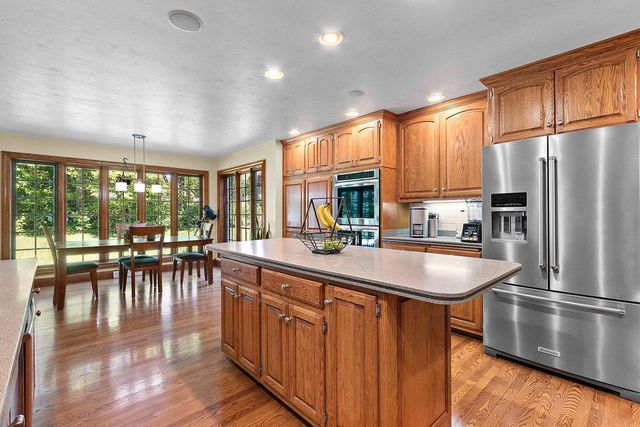2110 SHADY LANE, Green Bay, WI 54313
