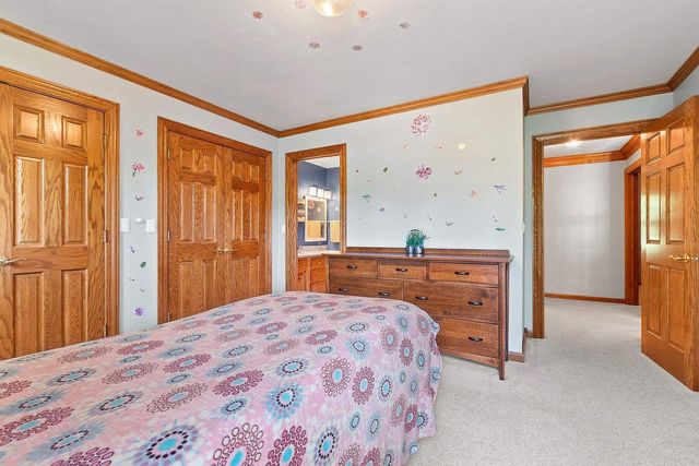 2110 SHADY LANE, Green Bay, WI 54313