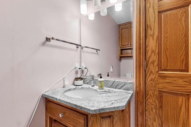 2110 SHADY LANE, Green Bay, WI 54313
