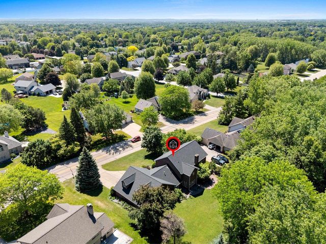 2110 SHADY LANE, Green Bay, WI 54313