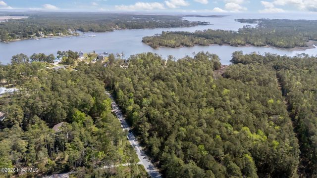 336 Mills Road, Oriental, NC 28571