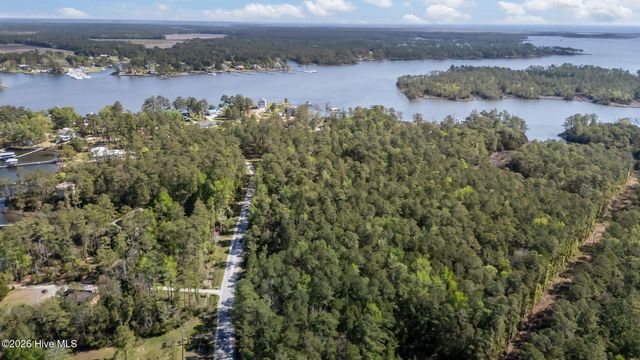 336 Mills Road, Oriental, NC 28571