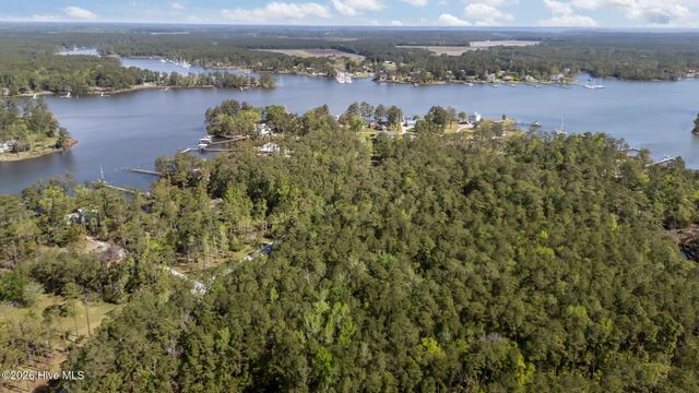 336 Mills Road, Oriental, NC 28571