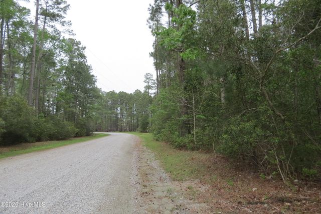 336 Mills Road, Oriental, NC 28571