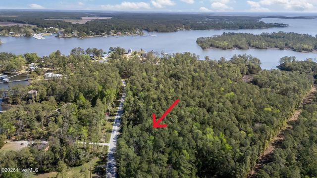 336 Mills Road, Oriental, NC 28571