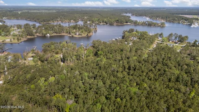 336 Mills Road, Oriental, NC 28571