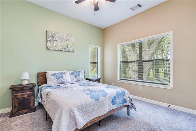 302 Guadalupe River DR, Seguin, TX 78155