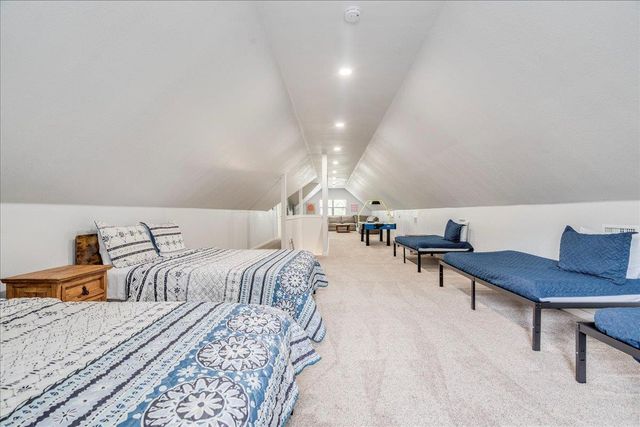 302 Guadalupe River DR, Seguin, TX 78155